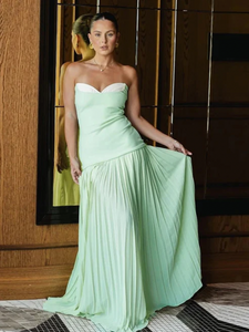 Elevate your wardrobe with the Nicolette Dress, expertly crafted for a refined silhouette and impeccable comfort. This dress combines elegant tailoring with high-quality materials, ensuring a polished look for both professional settings and special occasions. Its versatile design allows effortless styling, making it a timeless addition to any collection. Experience sophistication and confidence wherever you go with the Nicolette Dress.