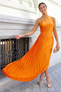 The Delfina Dress by ALC features an elegant one-shoulder design with a subtle side cut-out that adds a modern touch. Crafted from flowy pleated satin, its asymmetrical hem enhances movement and grace, making it perfect for sophisticated occasions.