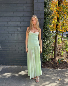 Elevate your wardrobe with the Nicolette Dress, expertly crafted for a refined silhouette and impeccable comfort. This dress combines elegant tailoring with high-quality materials, ensuring a polished look for both professional settings and special occasions. Its versatile design allows effortless styling, making it a timeless addition to any collection. Experience sophistication and confidence wherever you go with the Nicolette Dress.