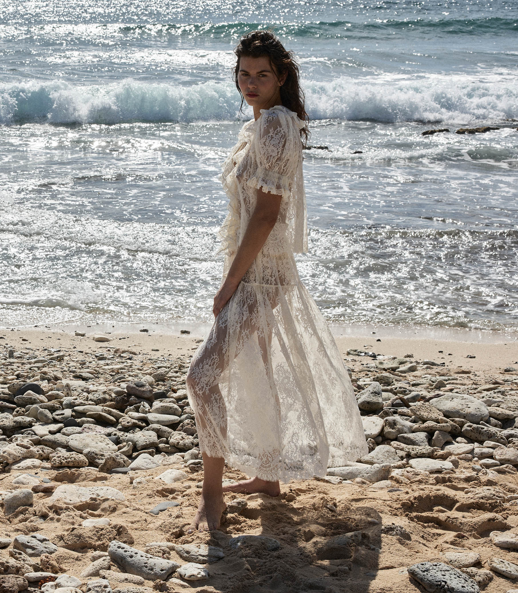 Crafted from delicate chantilly-inspired lace, the Sebastiane skirt by Doen embodies timeless elegance with its romantic silhouette. The high-waisted A-line cut flatters the figure while the scalloped hem adds refined detail, falling gracefully to mid-shin length. Unlined for a lightweight feel, this piece pairs beautifully with a slip for layering versatility. Perfect for those seeking sophisticated, vintage-inspired style with contemporary comfort.